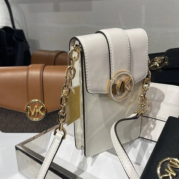 MICHAEL KORS CARMEN SMALL FAUX LEATHER PHONE CROSSBODY BAG - Picture 4 of 16